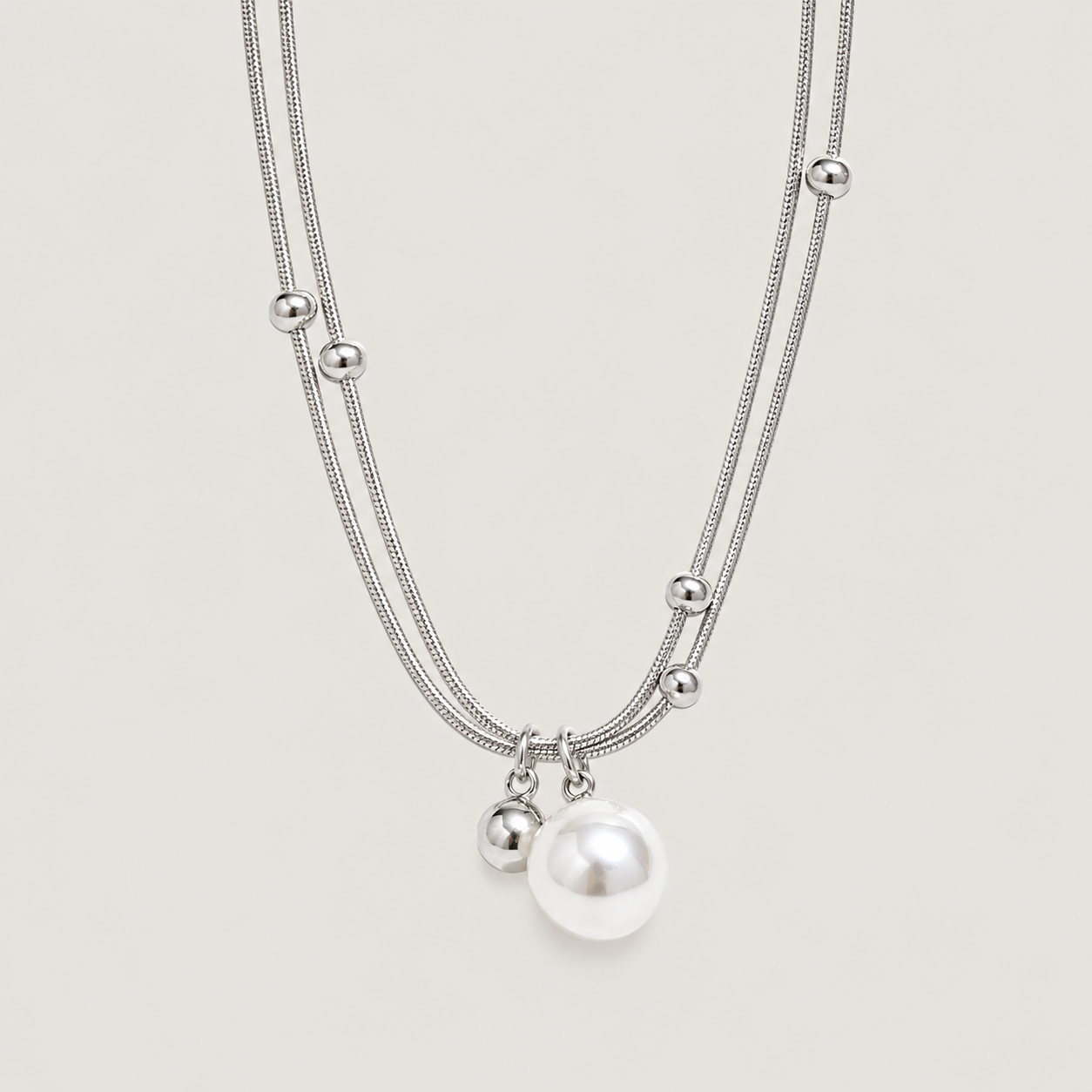 Golden Harmony Pearl Necklace