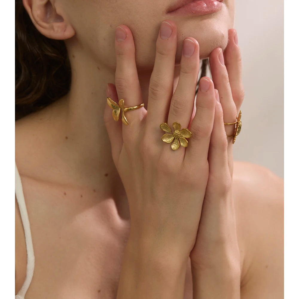 Yhpup Adjustable Stainless Steel Flower Golden Cast Ring Tarnish Resistant Metal Fashion Daily Versatile Finger Jewelry New