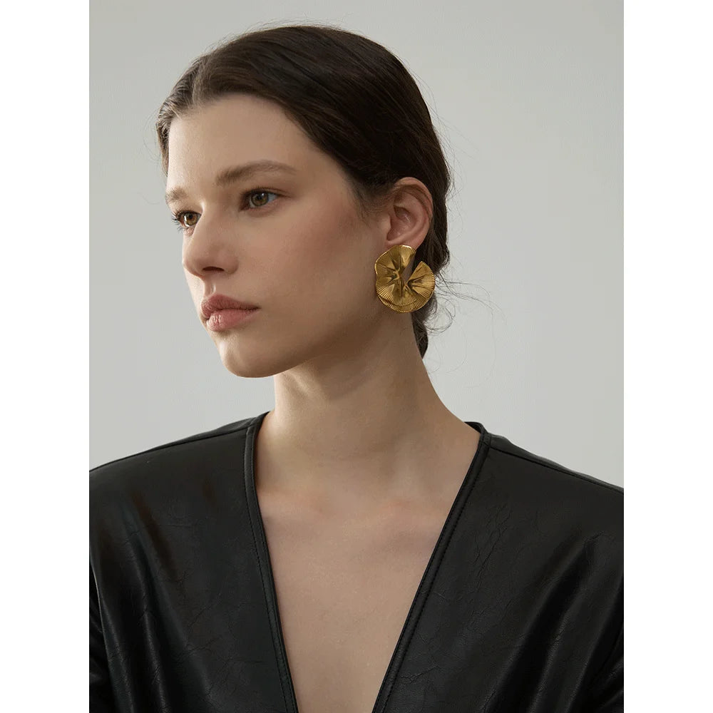Yhpup Creative Stainless Steel Metal Flower Big Stud Earrings Fashion Attractive Statement Jewelry Women Personality Gift