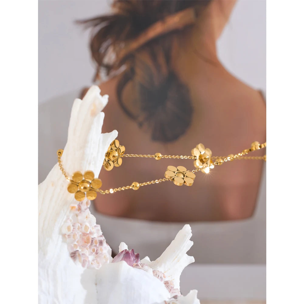 Yhpup Stainless Steel Flower Chain Fashion Necklace PVD Plated Golden Waterproof Polished High Quality Jewelry for Women